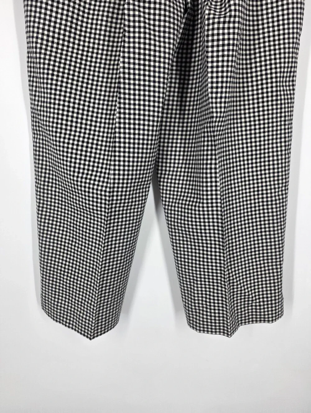 Alfred Dunner Women's Size 10 Gingham Pants Floral Embroidered Ankle Hem Black